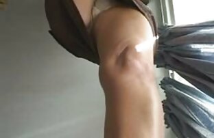 XXX Morena de grandes tetas le come el coño al porno idioma latino aire libre antes de ser follada