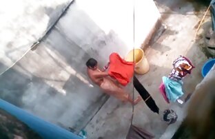 XXX En la cama topless sentado y porno hentay en español latino acostado